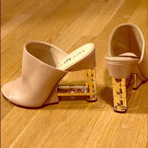 Katy Perry chain link wedges